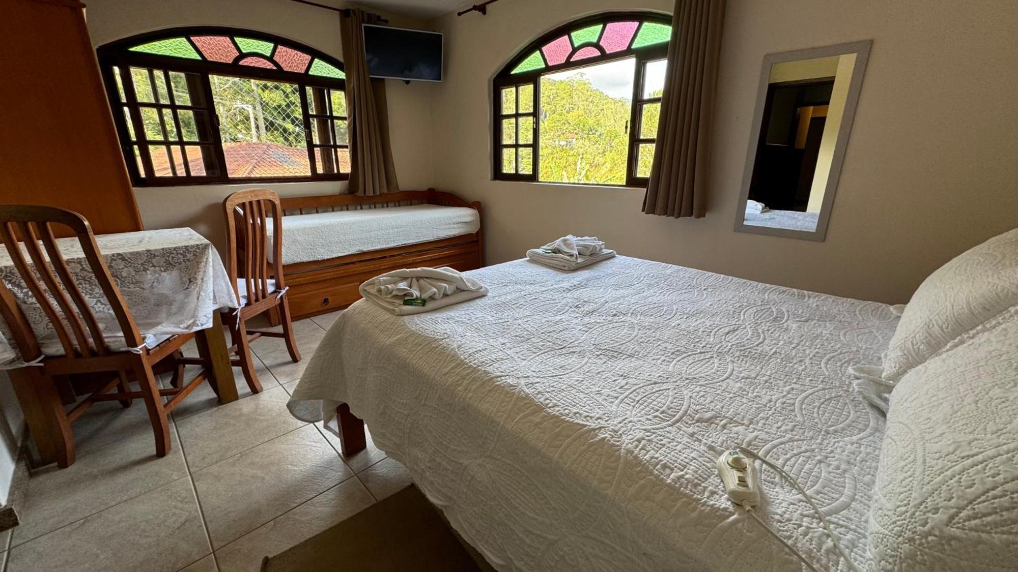 Casa Mara Bed & Breakfast Nova Friburgo Exterior photo