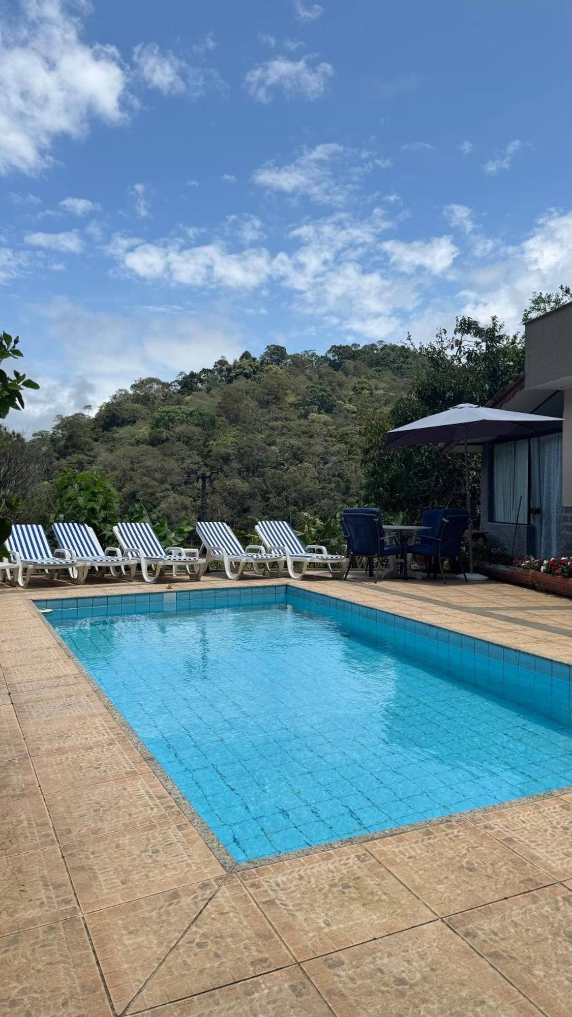 Casa Mara Bed & Breakfast Nova Friburgo Exterior photo