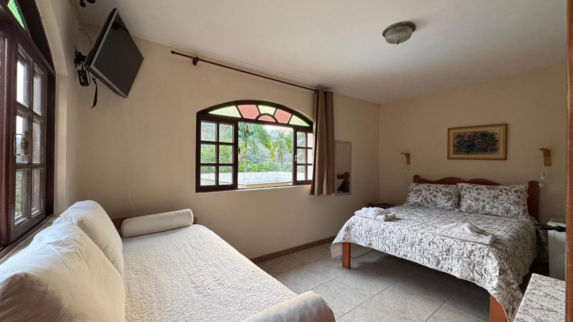 Casa Mara Bed & Breakfast Nova Friburgo Exterior photo